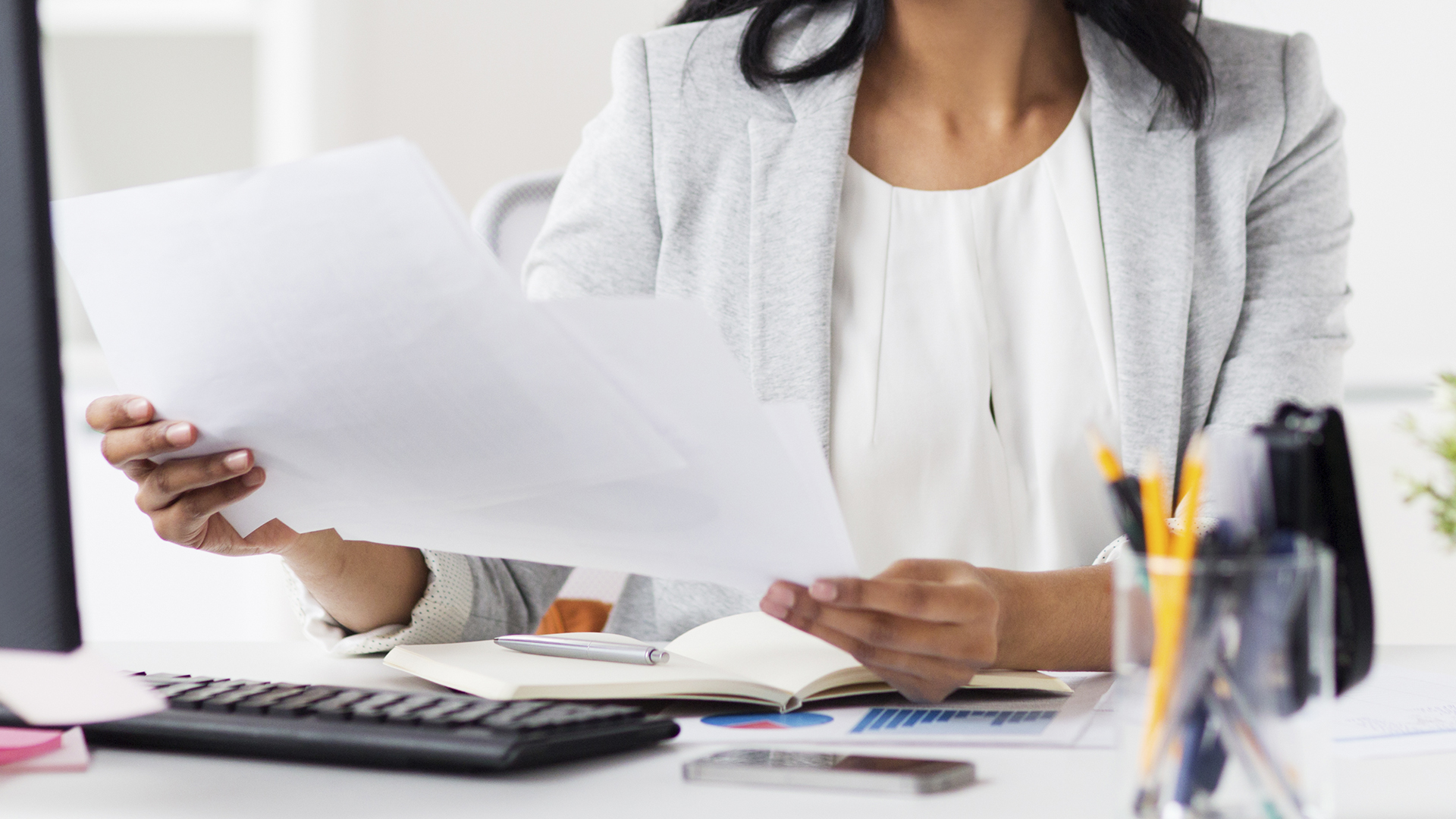 ¿Cuáles son los pasos a seguir para el registro de un menor nacido en casa?